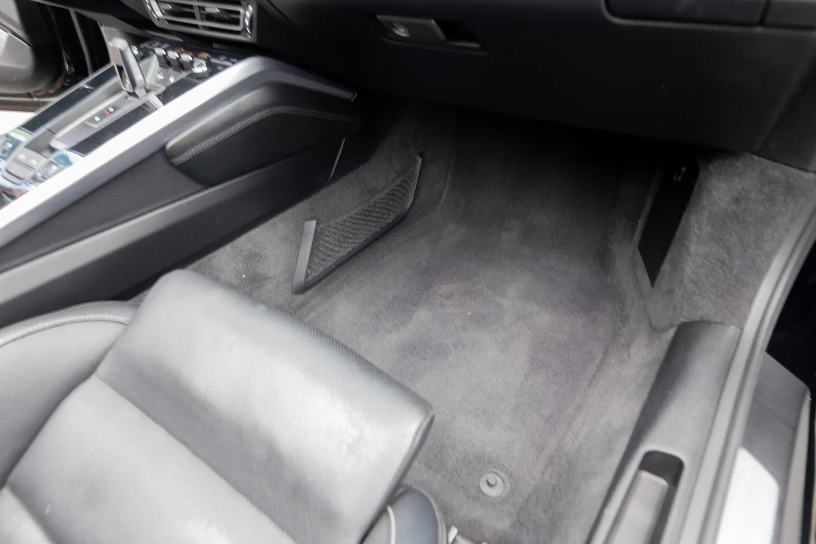 2021 Porsche 911 Targa 4S - ~16,200 Miles, Twin-Turbo Flat-6, Premium Package, Rear Axle Steering