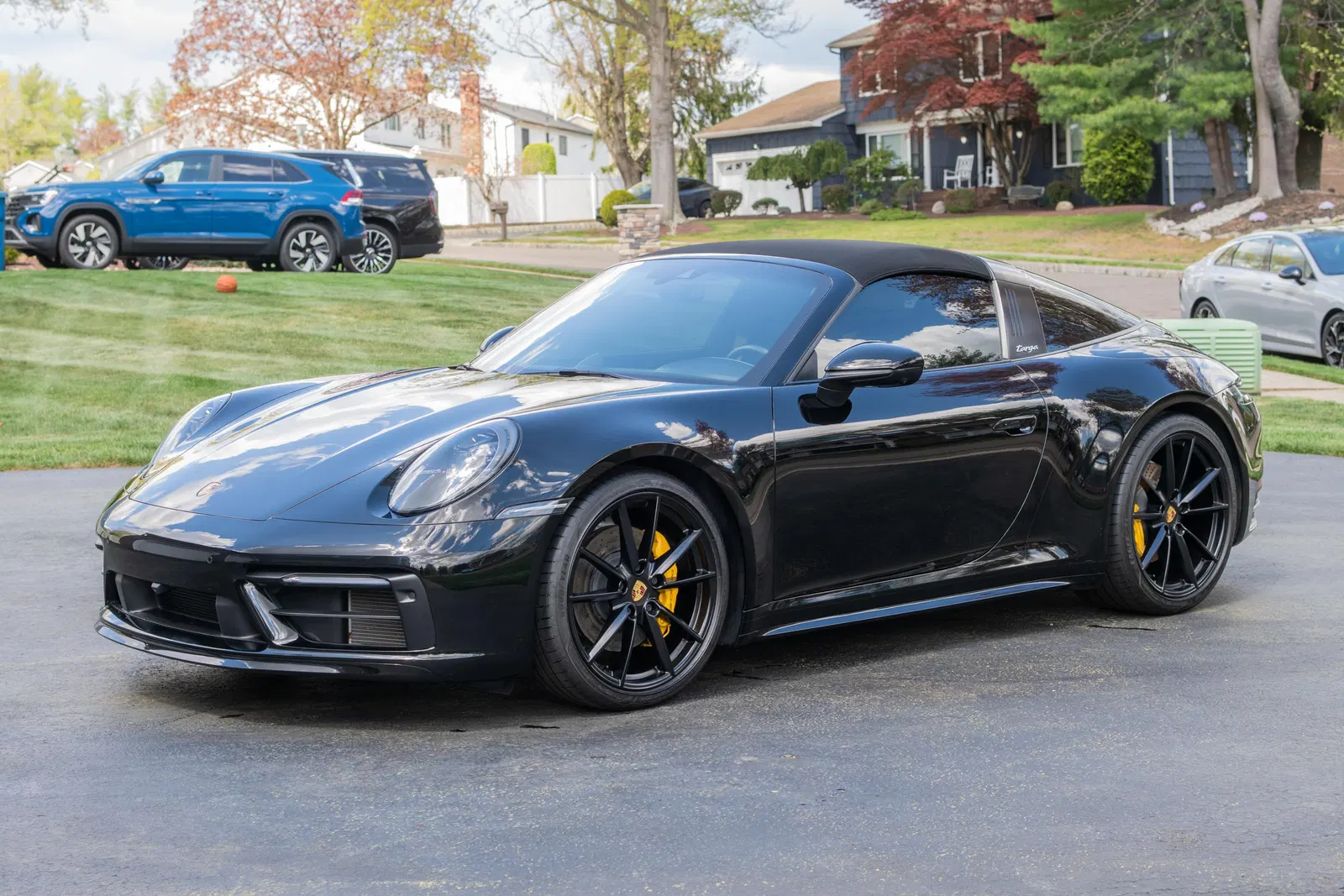 2021 Porsche 911 Targa 4S - ~16,200 Miles, Twin-Turbo Flat-6, Premium Package, Rear Axle Steering