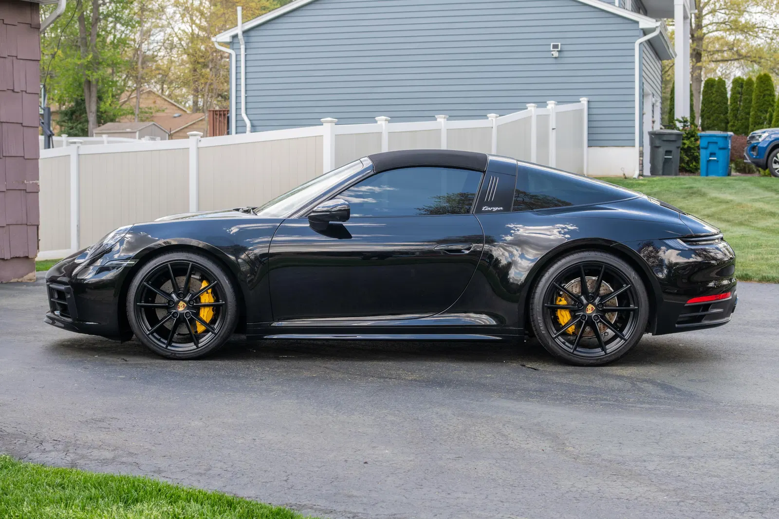 2021 Porsche 911 Targa 4S - ~16,200 Miles, Twin-Turbo Flat-6, Premium Package, Rear Axle Steering