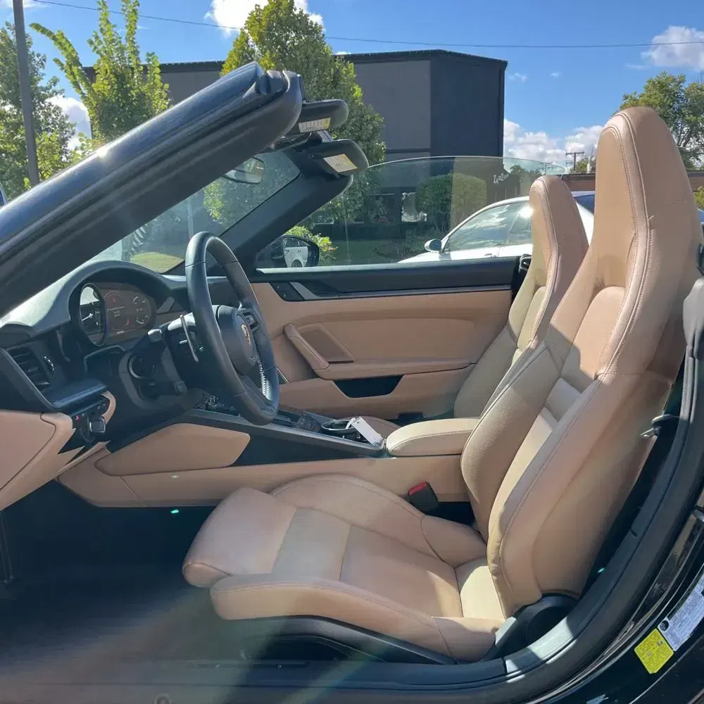 2022 Porsche 911 Carrera