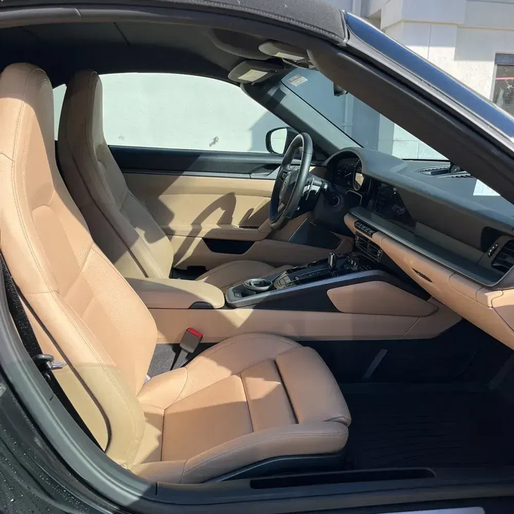 2022 Porsche 911 Carrera