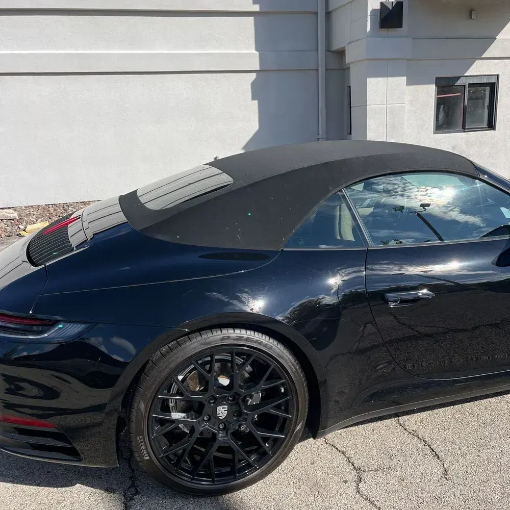 2022 Porsche 911 Carrera