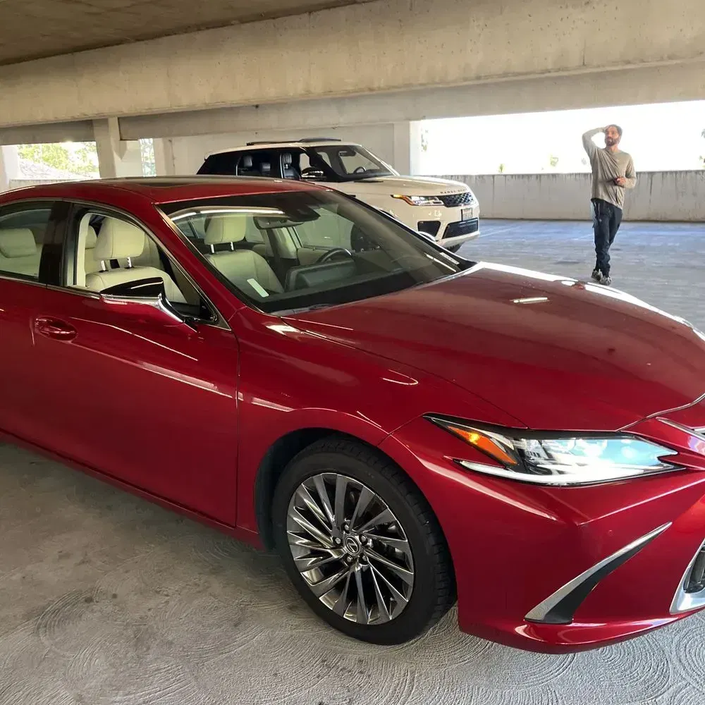 2024 Lexus ES 300h Luxury