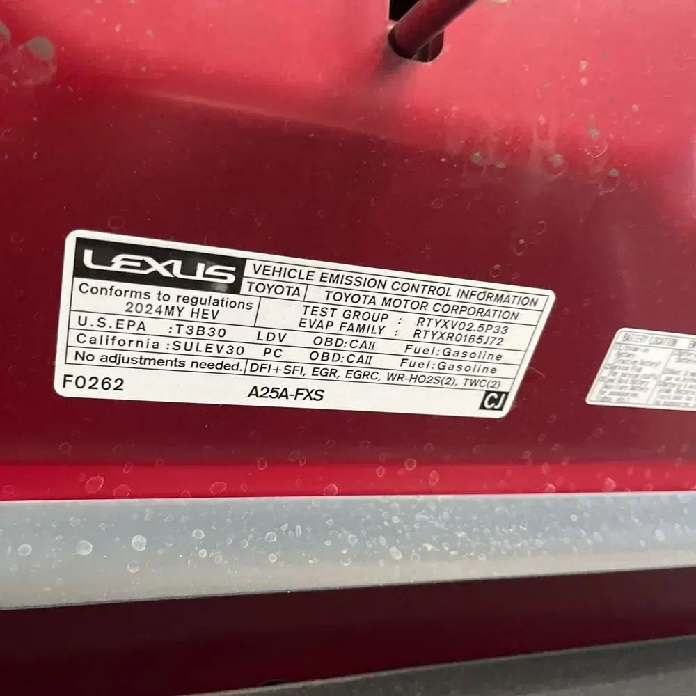 2024 Lexus ES 300h Luxury