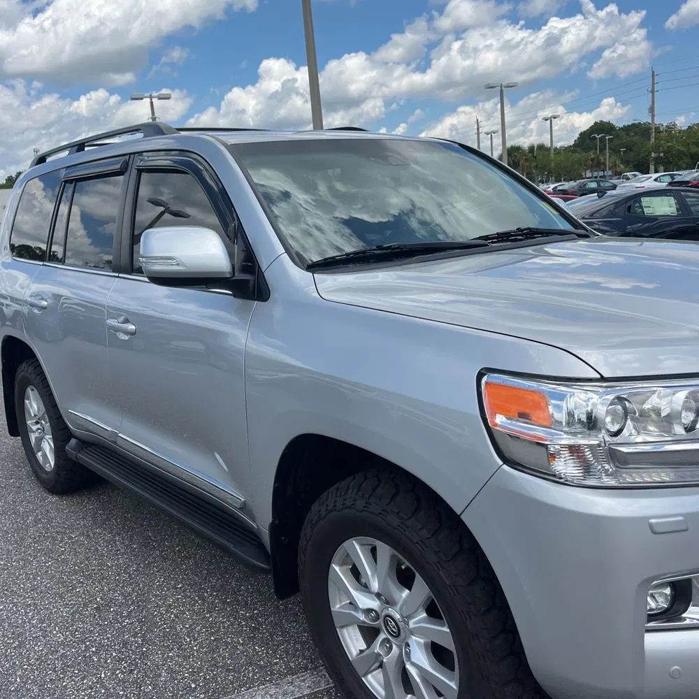 2020 Toyota Land Cruiser Base