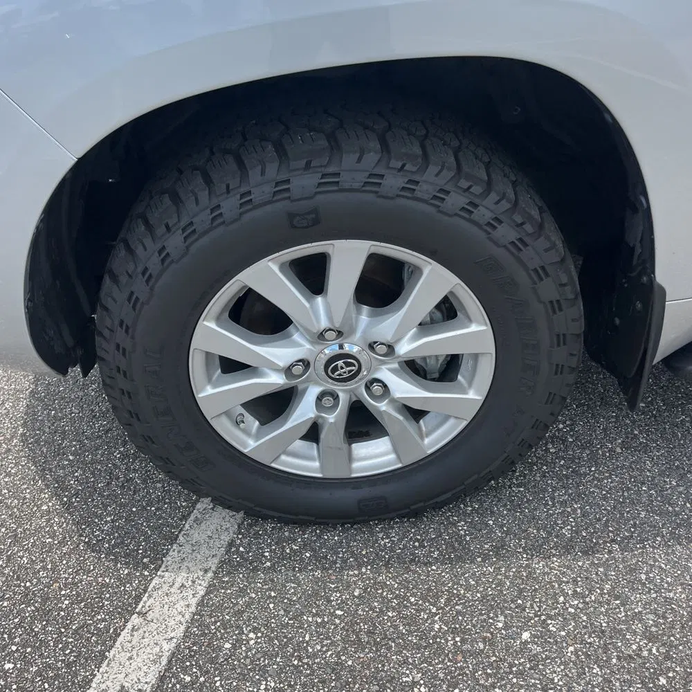 2020 Toyota Land Cruiser Base