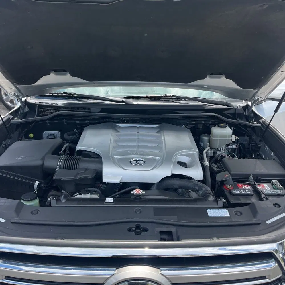 2020 Toyota Land Cruiser Base