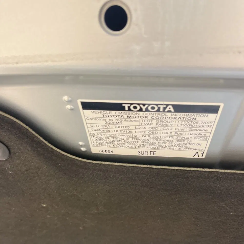 2020 Toyota Land Cruiser Base