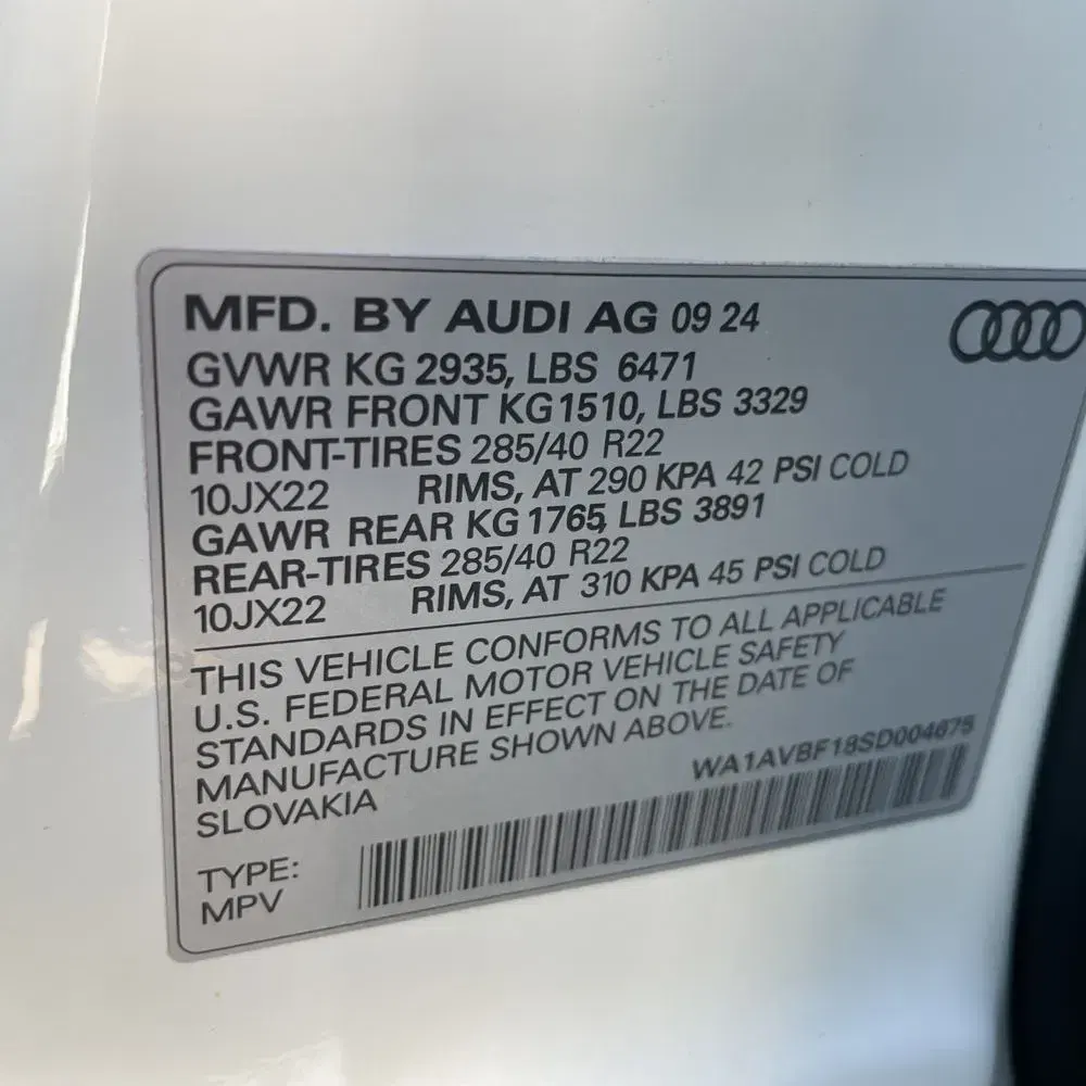2025 Audi Q8 Premium 55