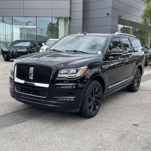 2023 Lincoln Navigator Reserve