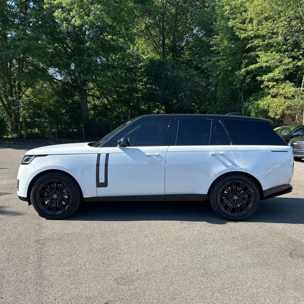 2024 Land Rover Range Rover P530 SE