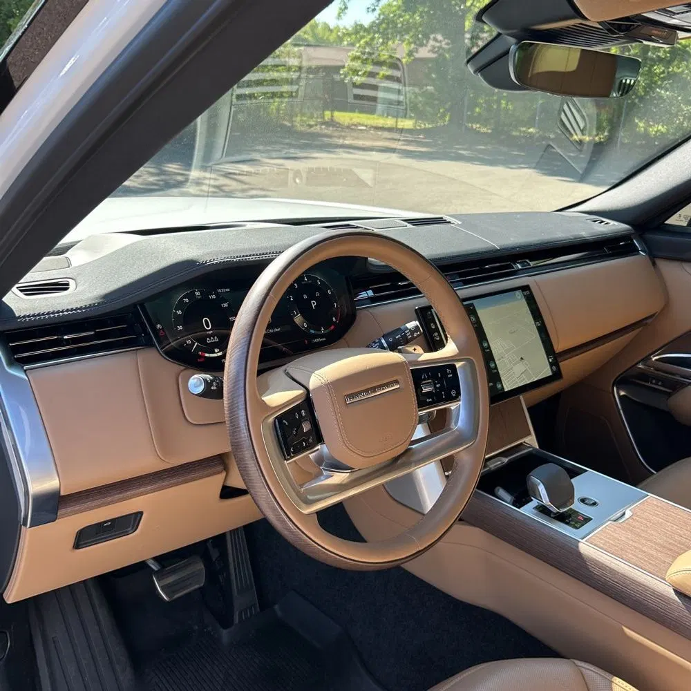 2024 Land Rover Range Rover P530 SE