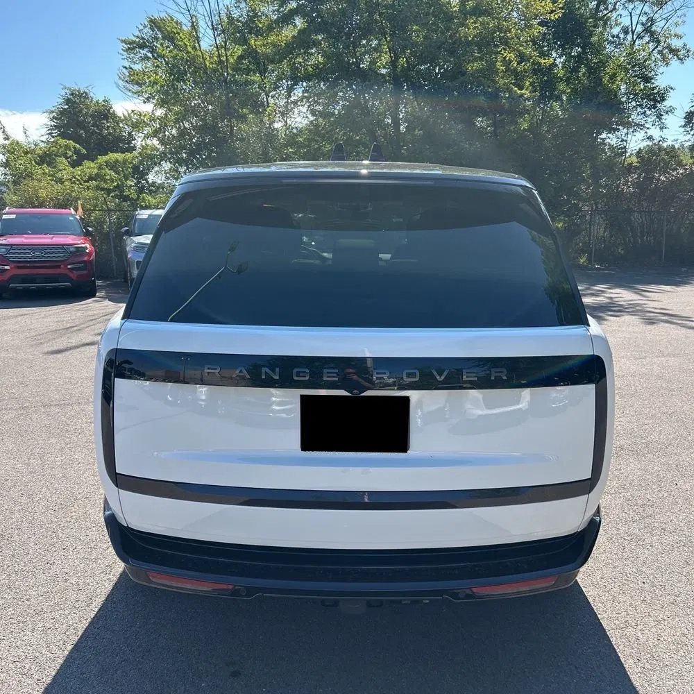 2024 Land Rover Range Rover P530 SE