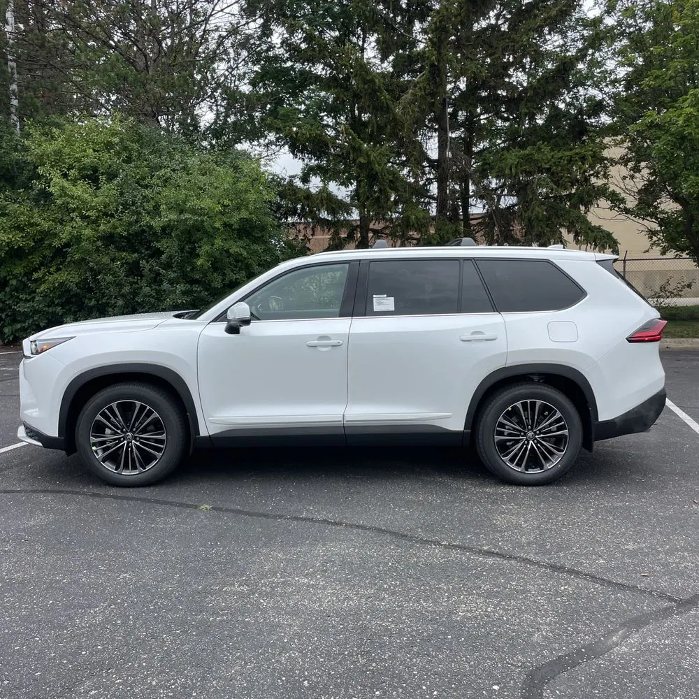 2025 Toyota Grand Highlander Hybrid MAX Platinum