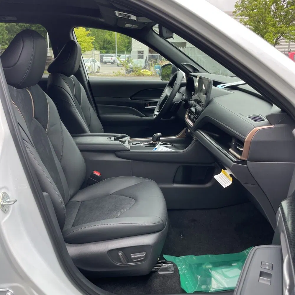 2025 Toyota Grand Highlander Hybrid MAX Platinum