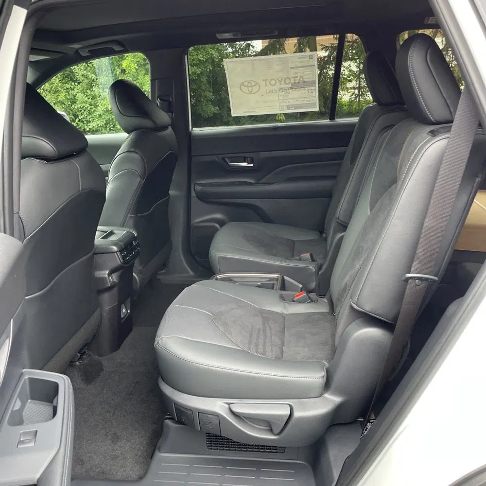 2025 Toyota Grand Highlander Hybrid MAX Platinum