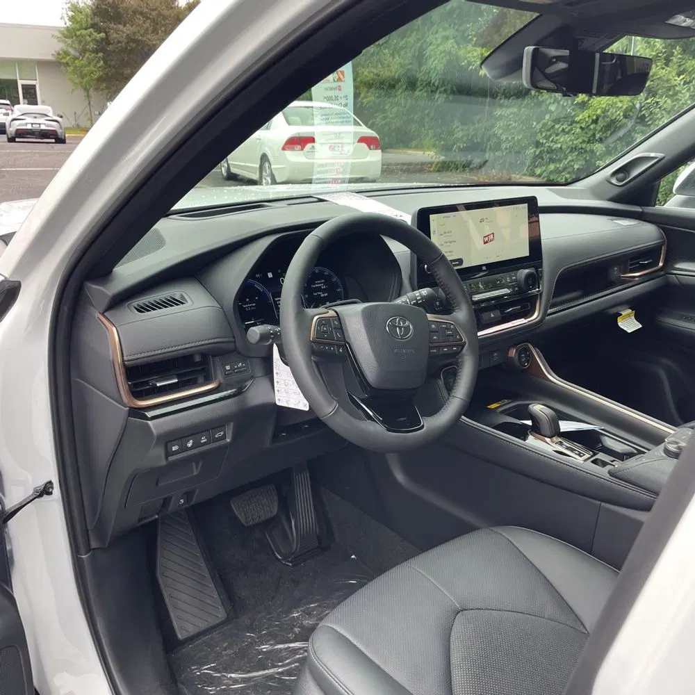 2025 Toyota Grand Highlander Hybrid MAX Platinum