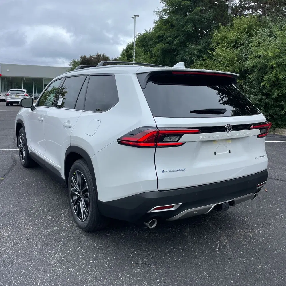 2025 Toyota Grand Highlander Hybrid MAX Platinum