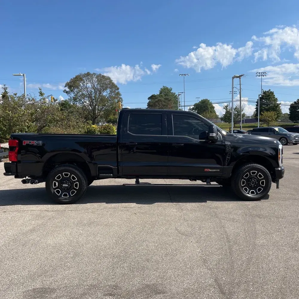 2025 Ford F-350 Super Duty Platinum