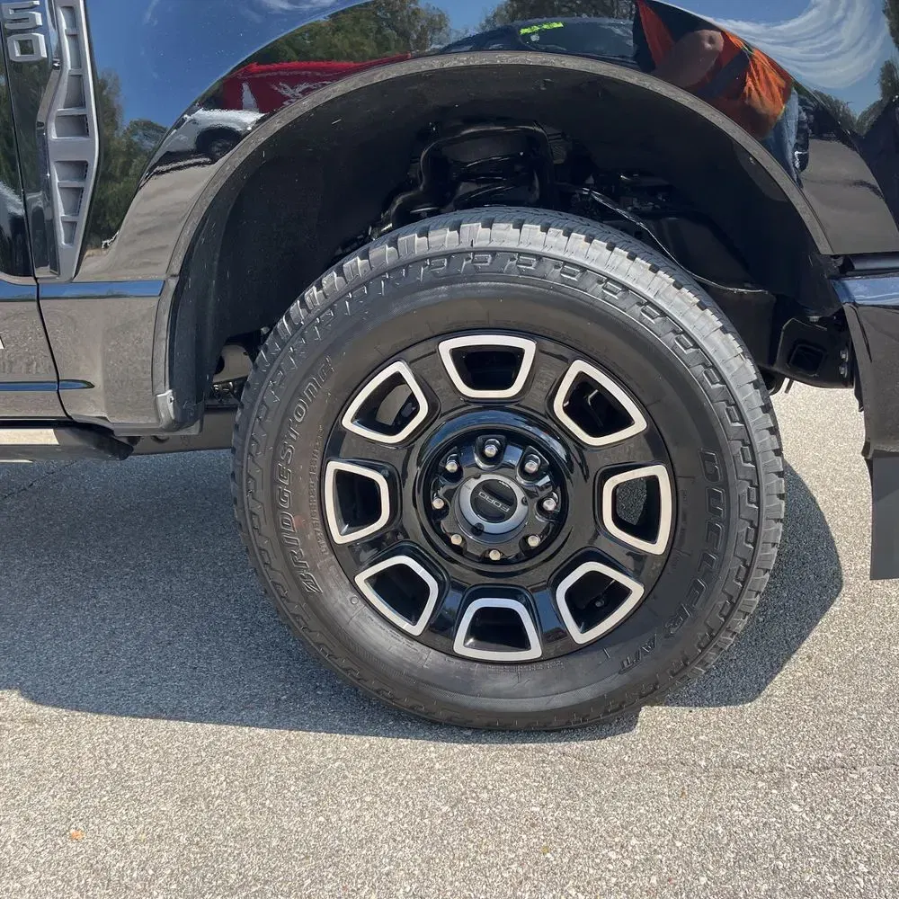 2025 Ford F-350 Super Duty Platinum