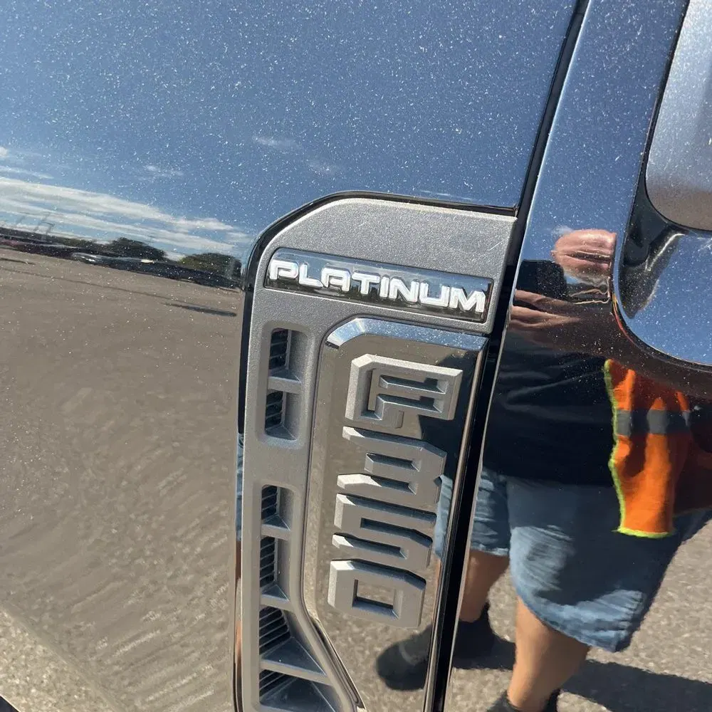 2025 Ford F-350 Super Duty Platinum
