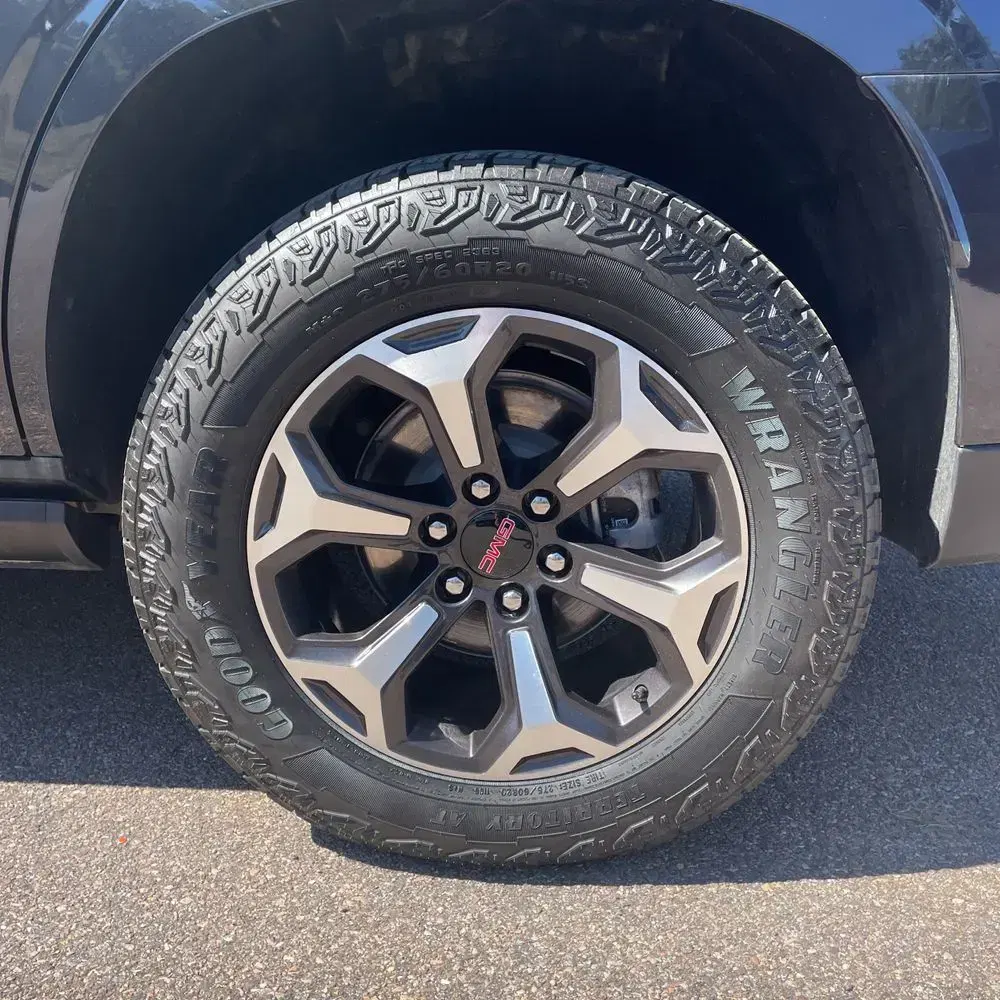 2025 GMC Yukon AT4 Ultimate