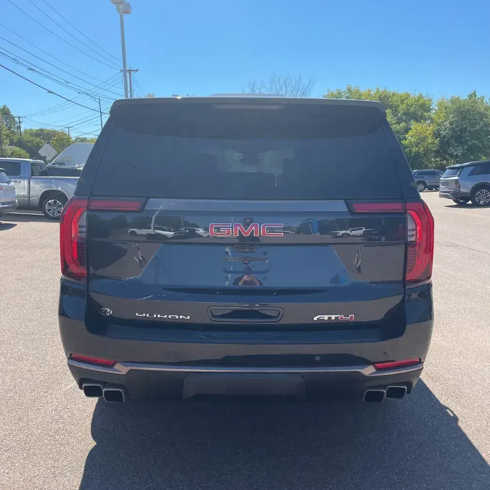 2025 GMC Yukon AT4 Ultimate