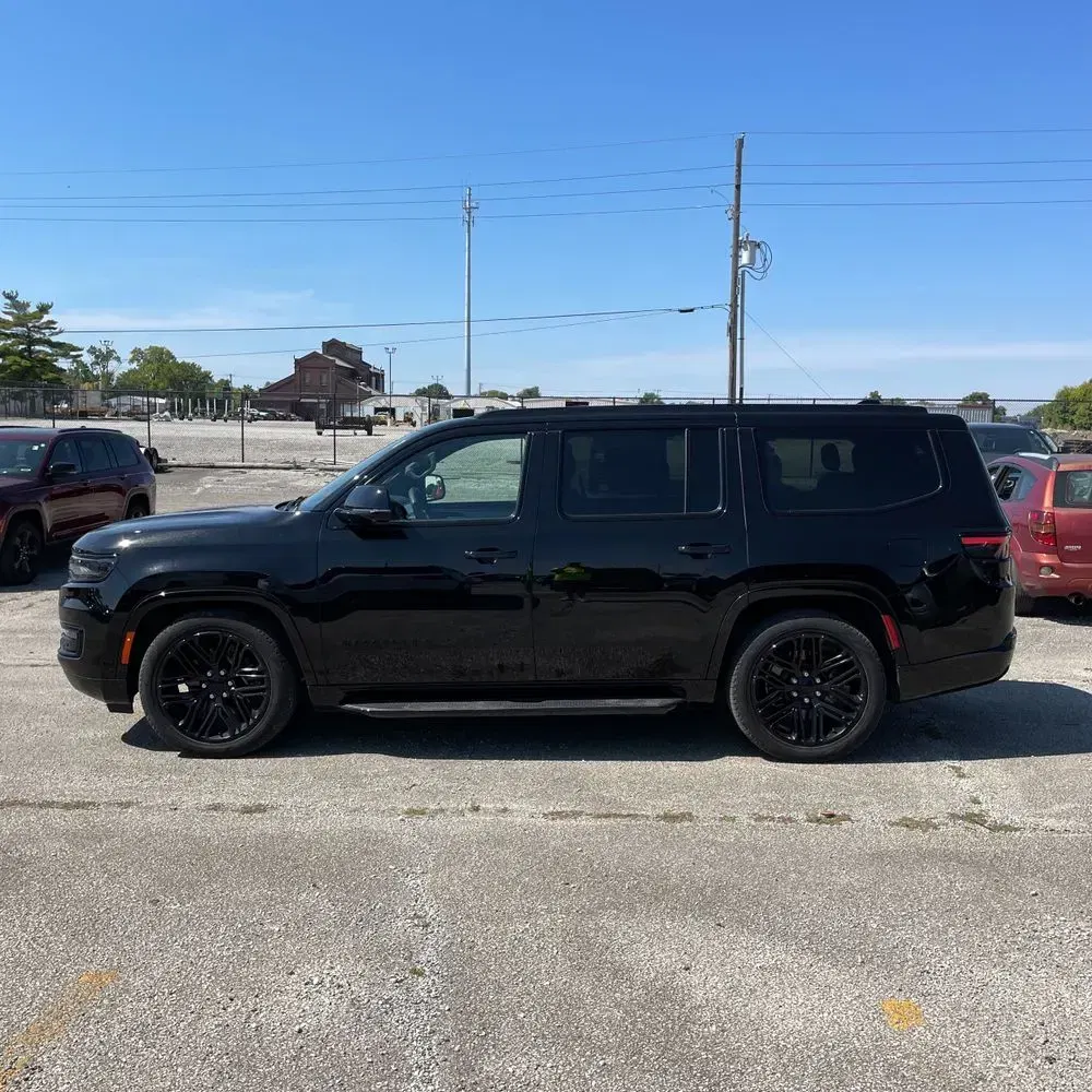2024 Jeep Wagoneer Carbide