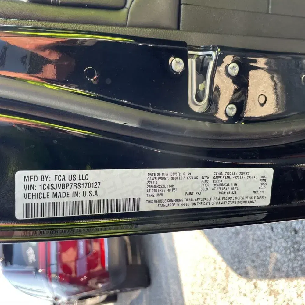 2024 Jeep Wagoneer Carbide