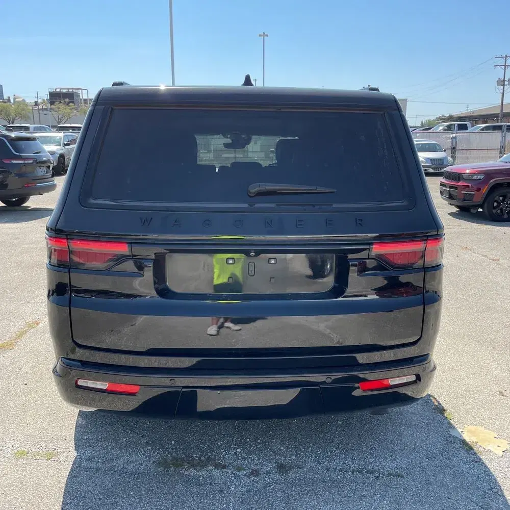2024 Jeep Wagoneer Carbide