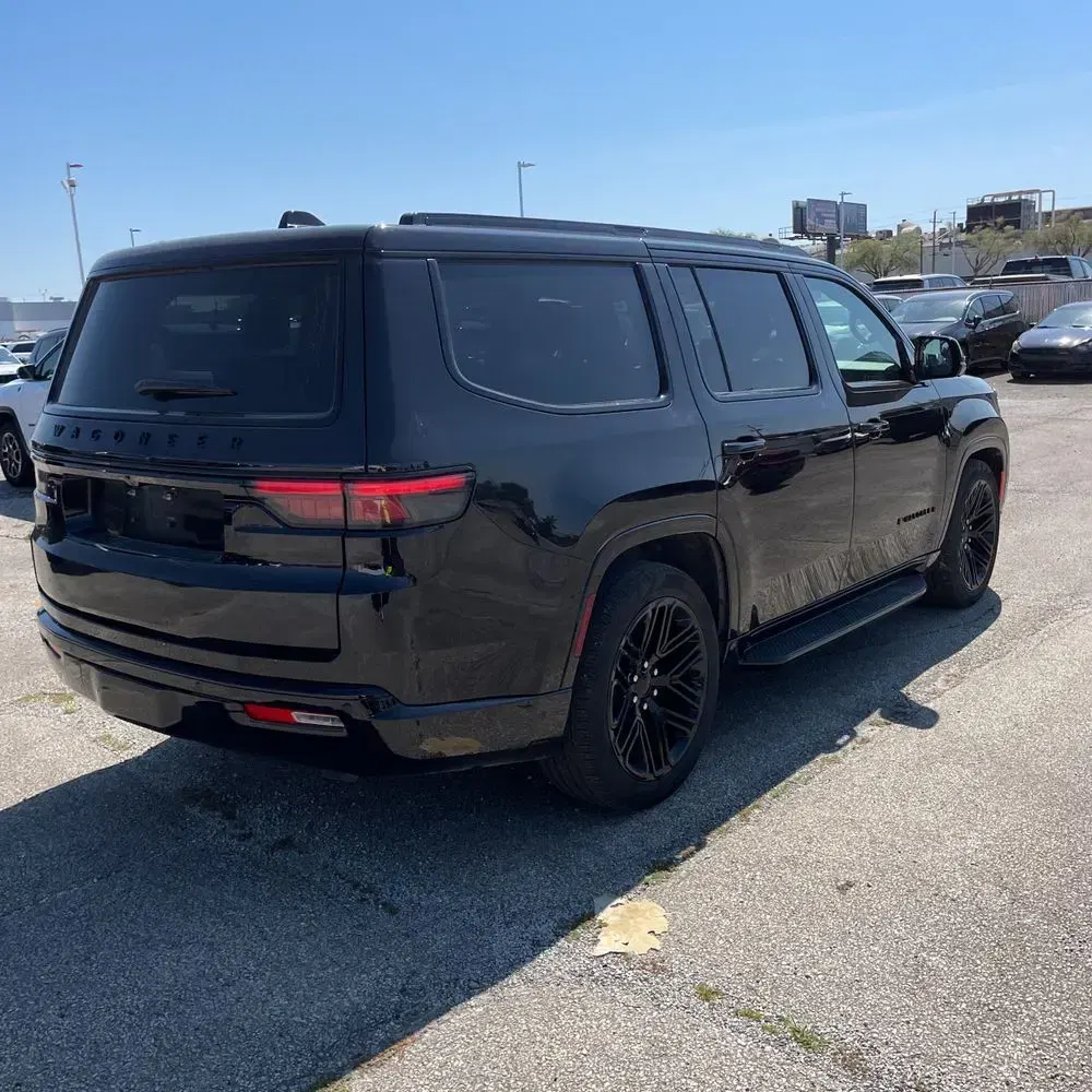 2024 Jeep Wagoneer Carbide