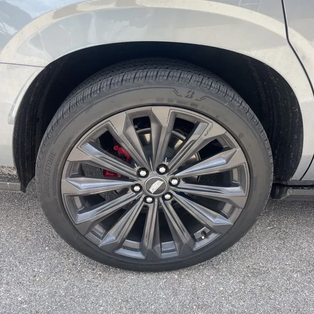 2025 Cadillac Escalade-V Base