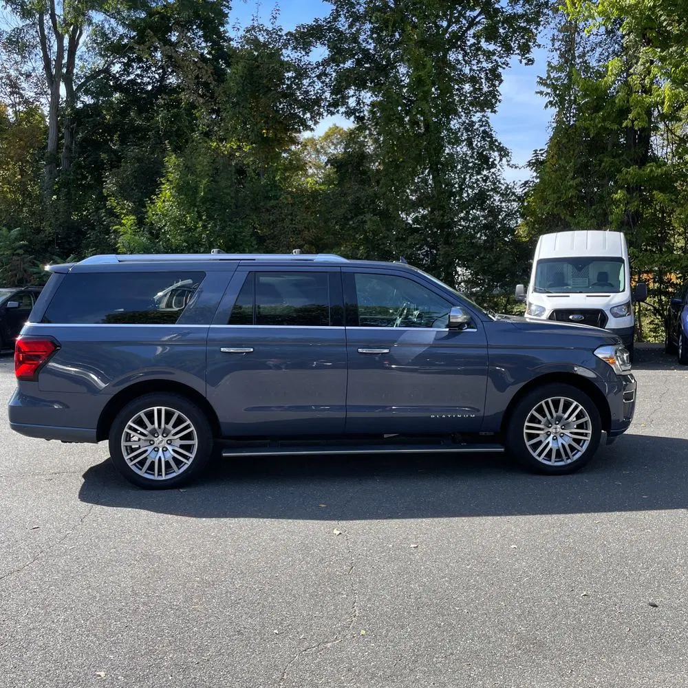 2022 Ford Expedition MAX Platinum