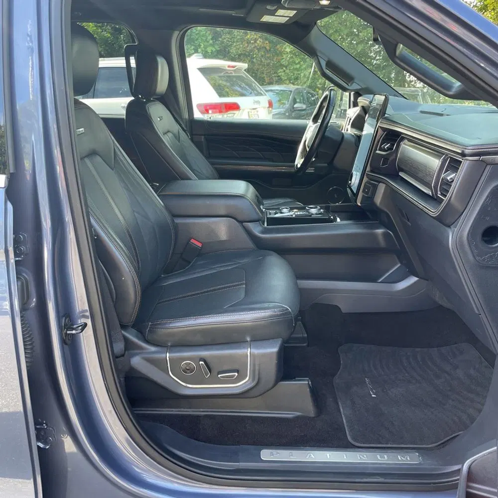 2022 Ford Expedition MAX Platinum