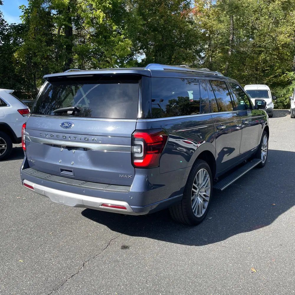 2022 Ford Expedition MAX Platinum