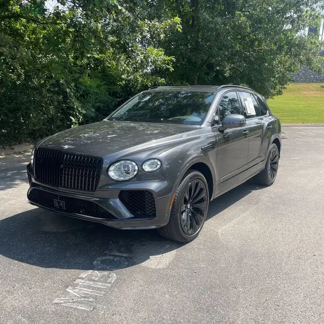 2024 Bentley Bentayga Base