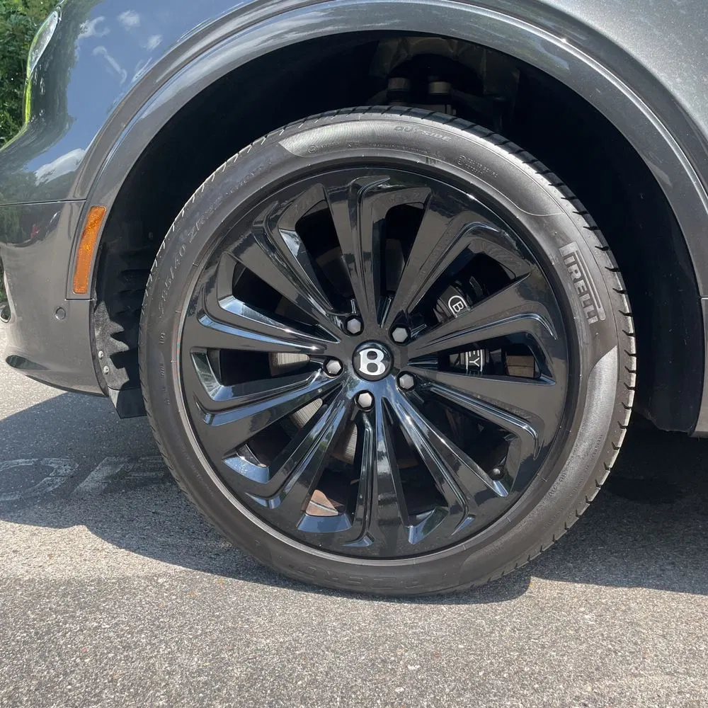 2024 Bentley Bentayga Base