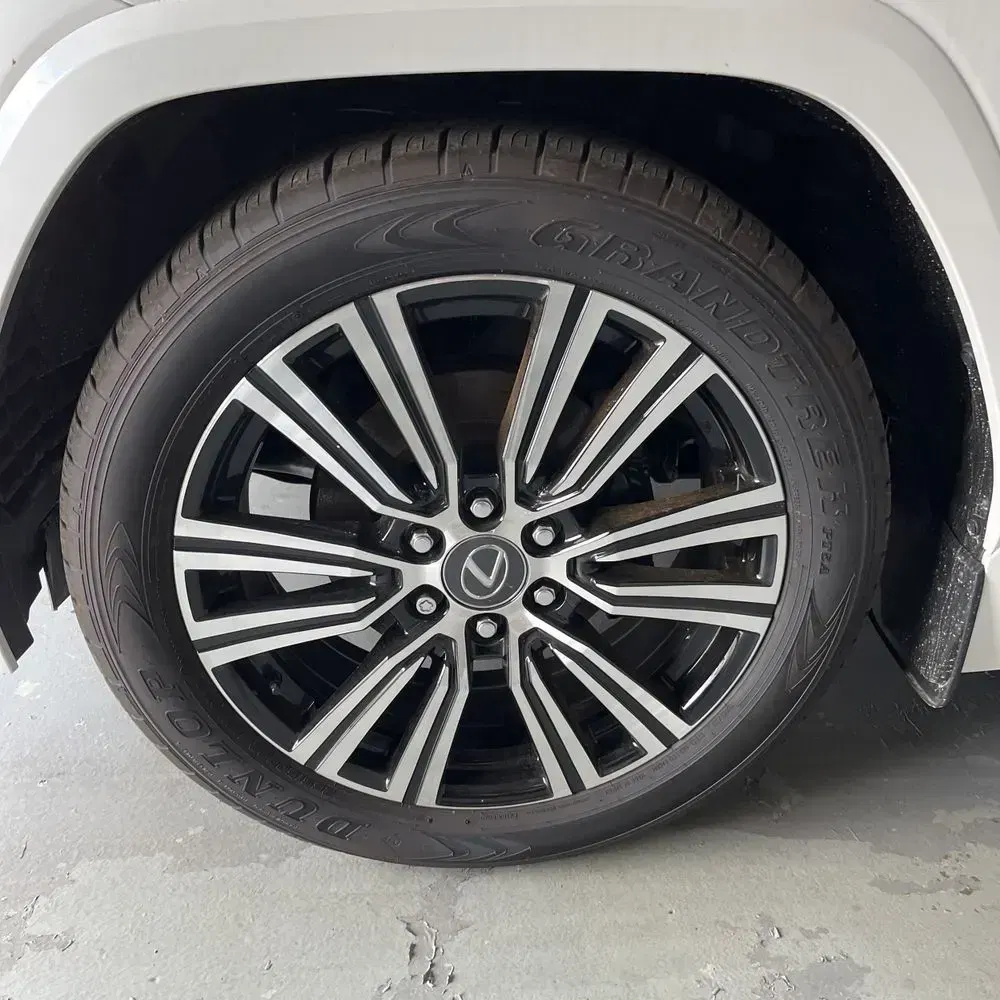 2024 Lexus LX 600 Luxury