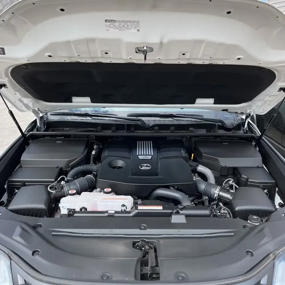2024 Lexus LX 600 Luxury