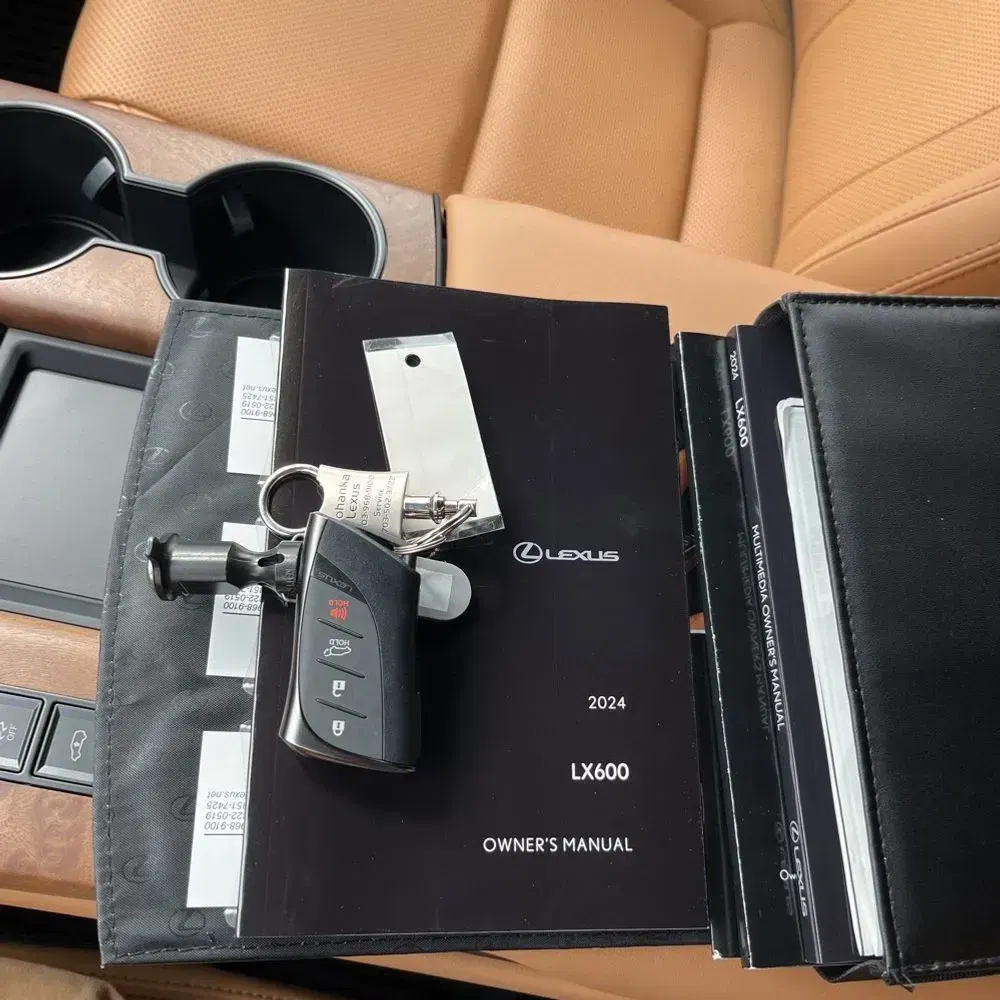 2024 Lexus LX 600 Luxury