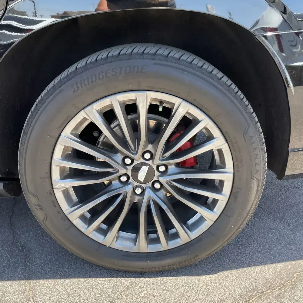 2023 Cadillac Escalade-V Base