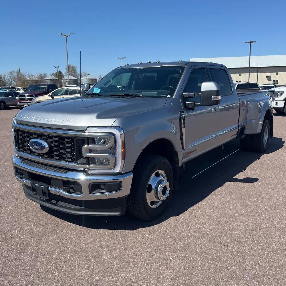 2023 Ford F350 S/D Lariat