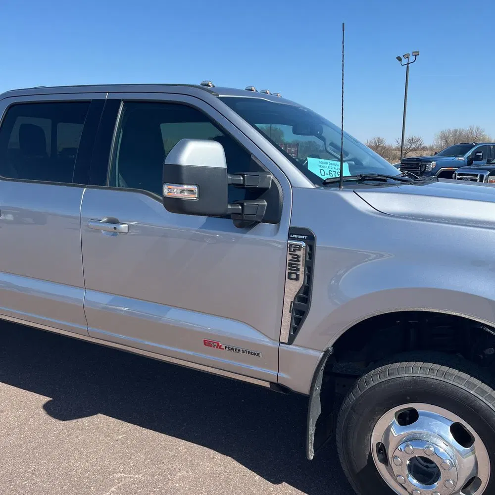 2023 Ford F350 S/D Lariat