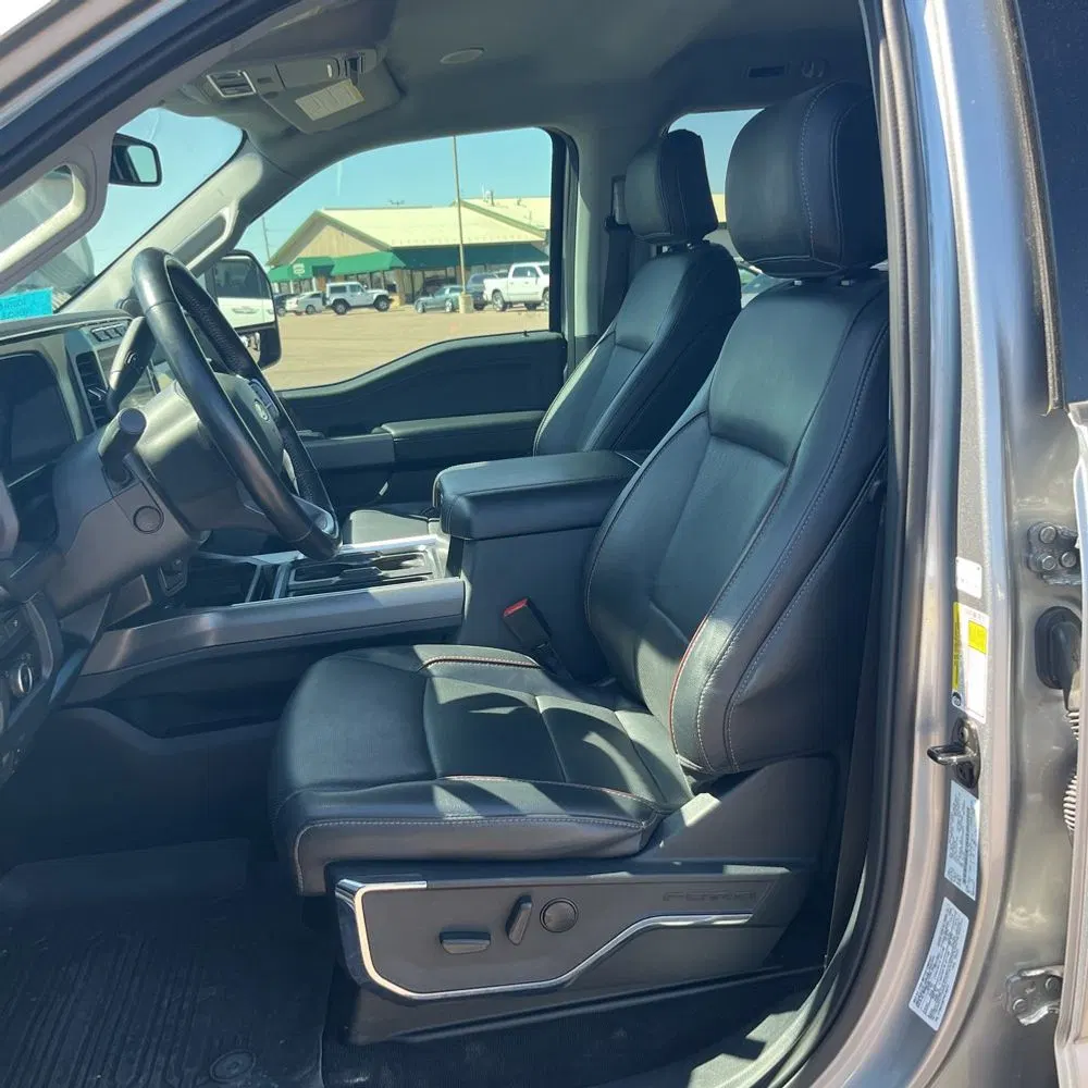 2023 Ford F350 S/D Lariat