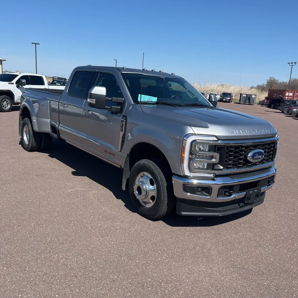 2023 Ford F350 S/D Lariat