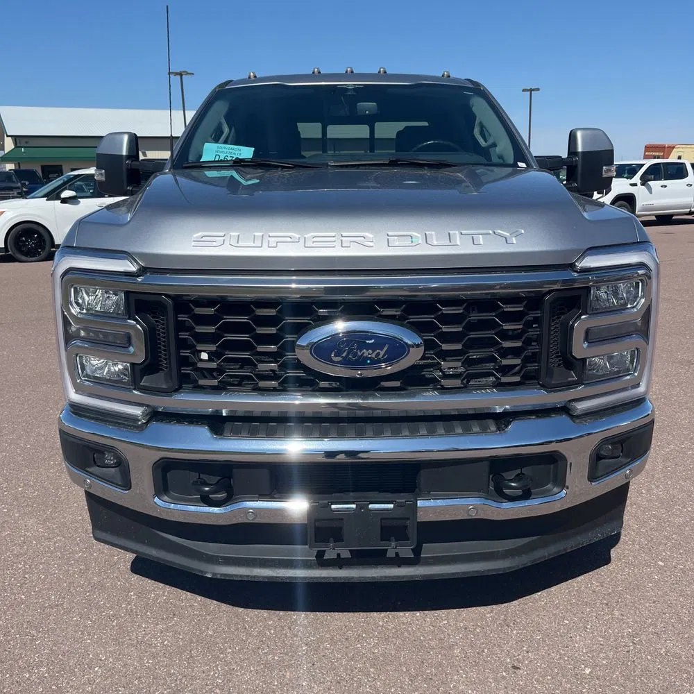 2023 Ford F350 S/D Lariat