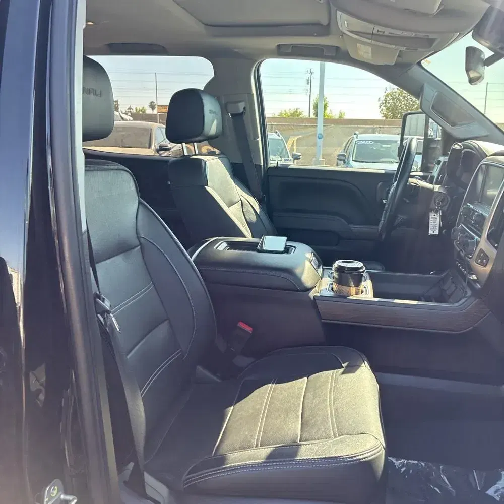 2019 GMC Sierra 2500HD Denali