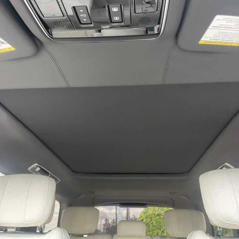 2025 Land Rover Range Rover Autobiography P530
