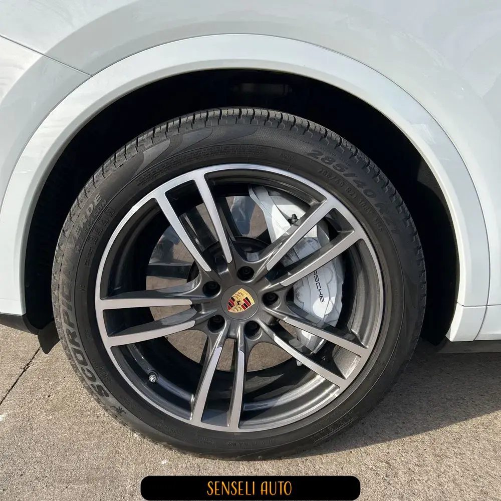2022 Porsche Cayenne Turbo