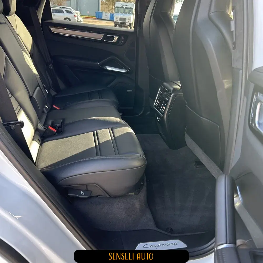 2022 Porsche Cayenne Turbo